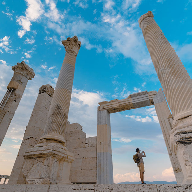 ancient-ruins-of-laodicea-greece-636×636