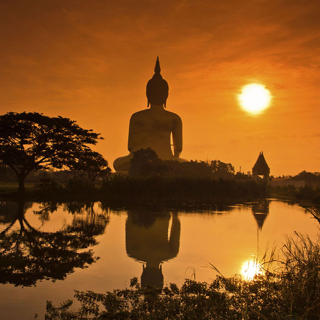 buddha-statue-at-Wat-muang-Thailand-fs-636×636