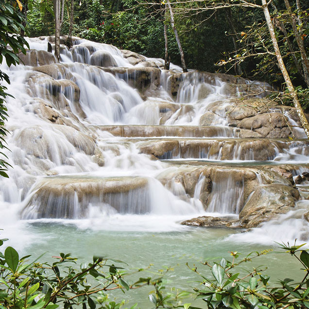 dunns-river-falls-jamaica-636×636