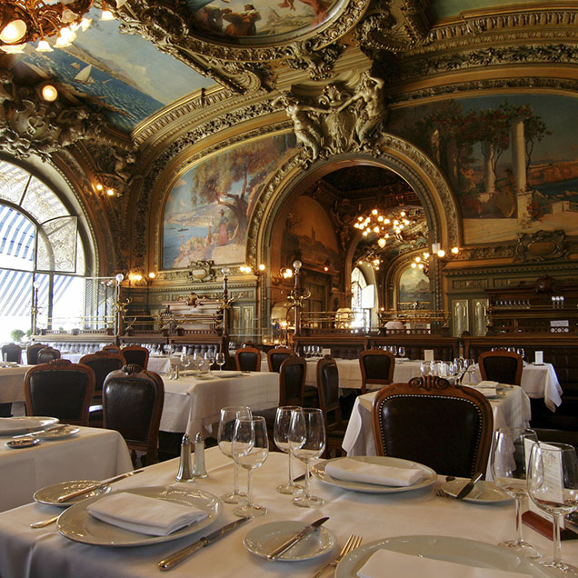 le-train-bleu-in-gare-de-lyon-paris-france-636×636