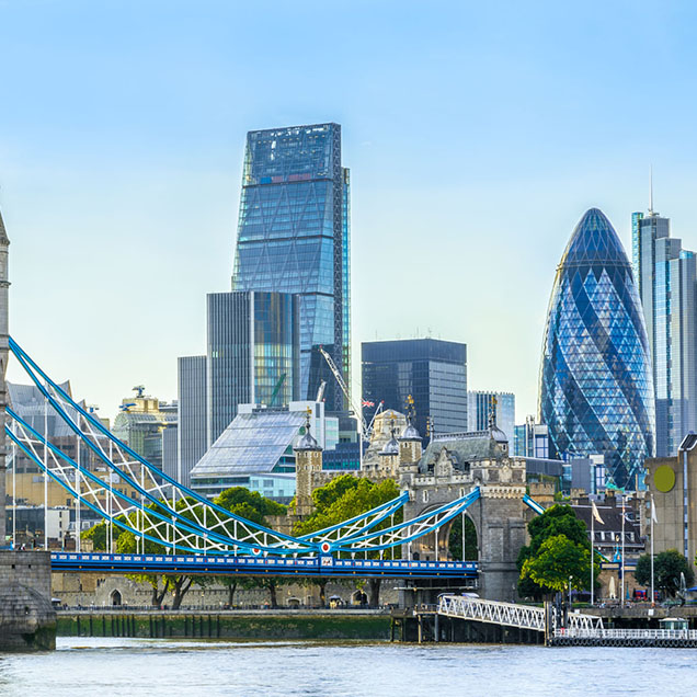 tower-bridge-and-financial-district-of-london-636×636